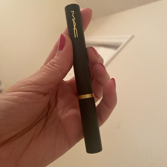 “SORRY NOT SORRY” MAC full size lipstick new in box - Picture 8 of 12